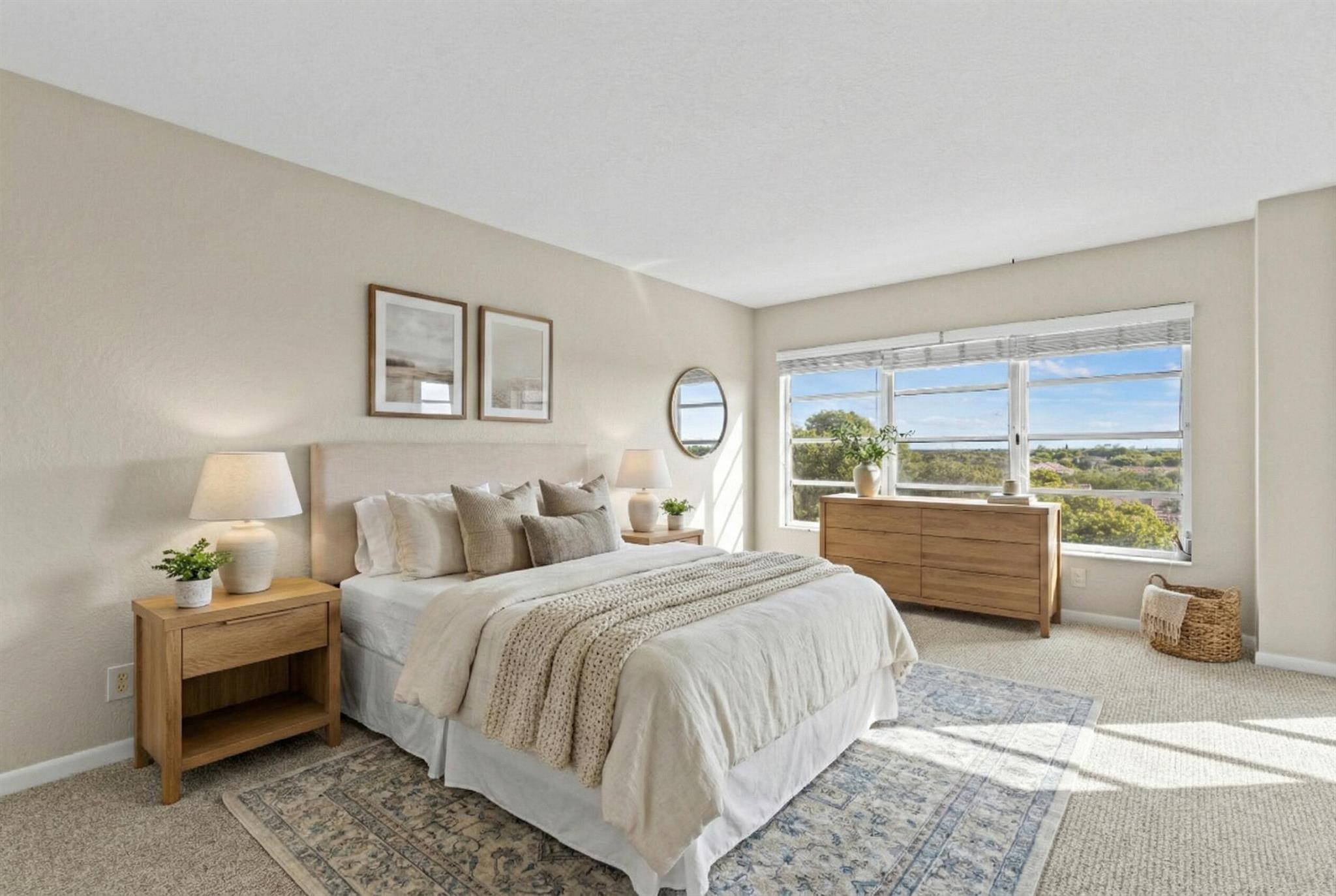 COUNTRY CLUB TOWER OF COR - Residential