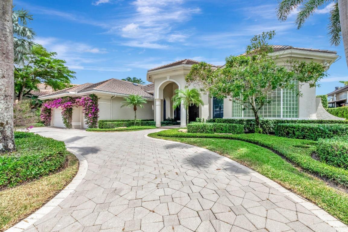 WINDSOR BAY WOODFIELD COUNTRY CLUB - Residential