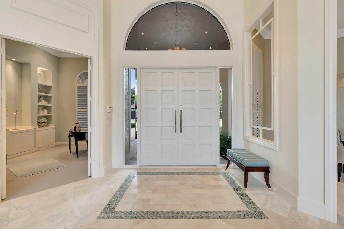 WINDSOR BAY WOODFIELD COUNTRY CLUB - Residential