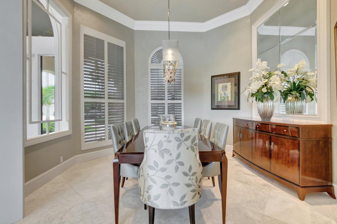 WINDSOR BAY WOODFIELD COUNTRY CLUB - Residential