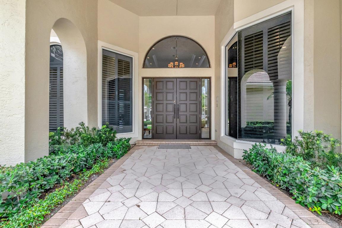 WINDSOR BAY WOODFIELD COUNTRY CLUB - Residential