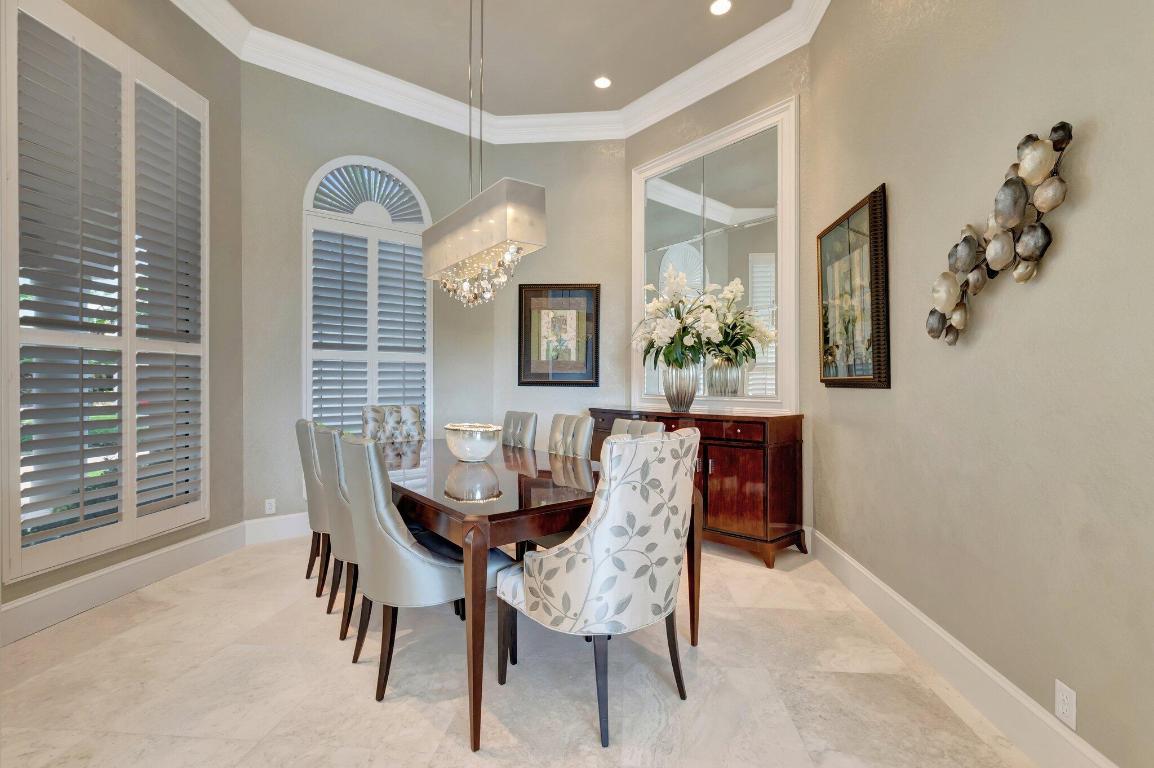 WINDSOR BAY WOODFIELD COUNTRY CLUB - Residential