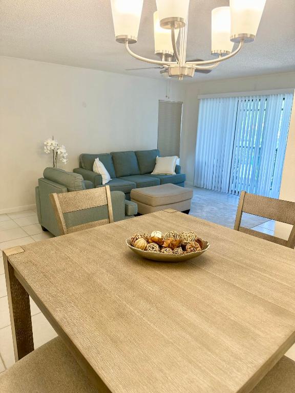 PINE RIDGE AT MARTIN DOWNS CONDO - Residential