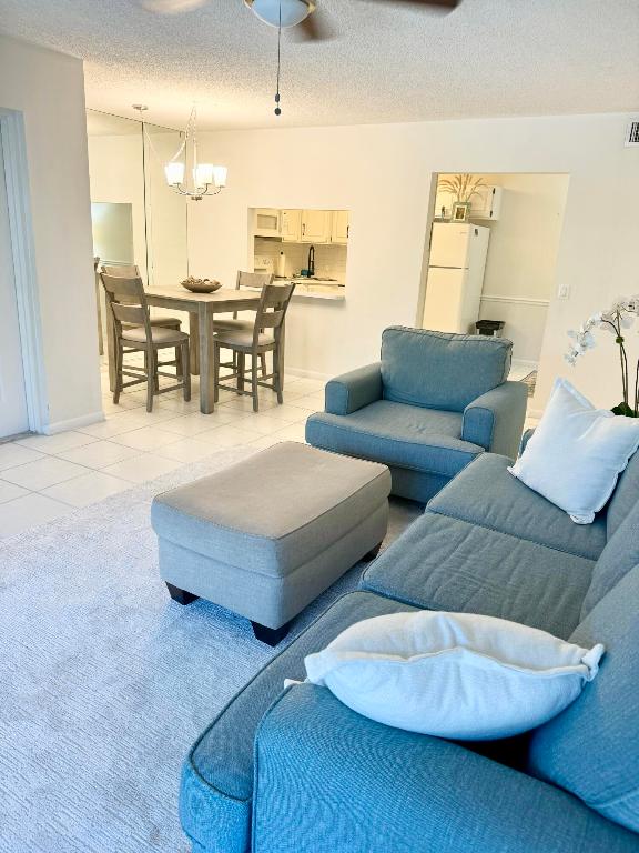 PINE RIDGE AT MARTIN DOWNS CONDO - Residential