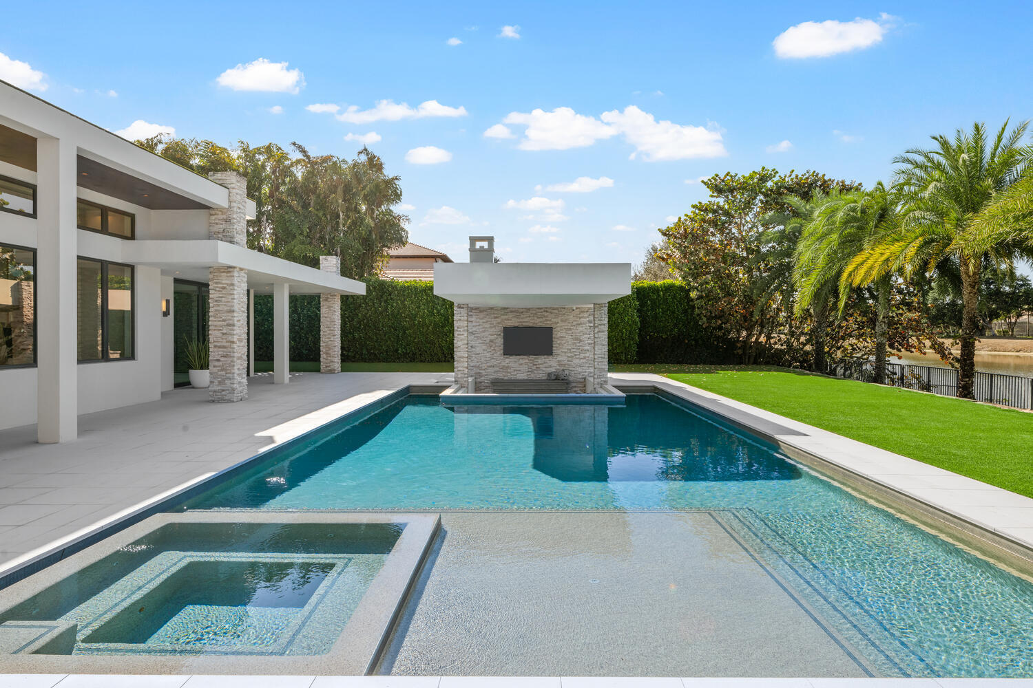 CYPRESS ISLAND OF PALM BEACH POLO & COUNTRY CLUB W - Residential