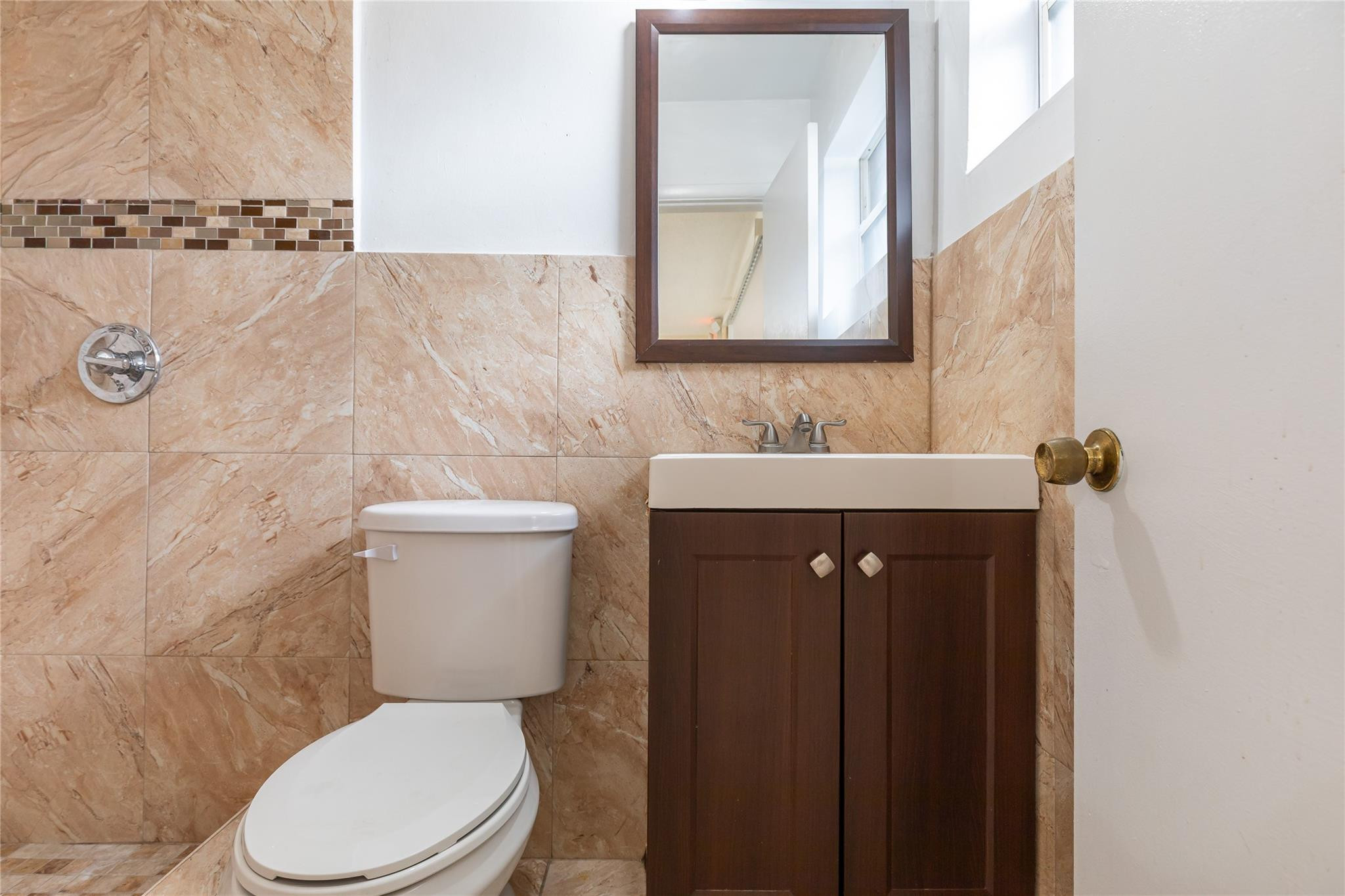 WELWYN MANOR - Residential