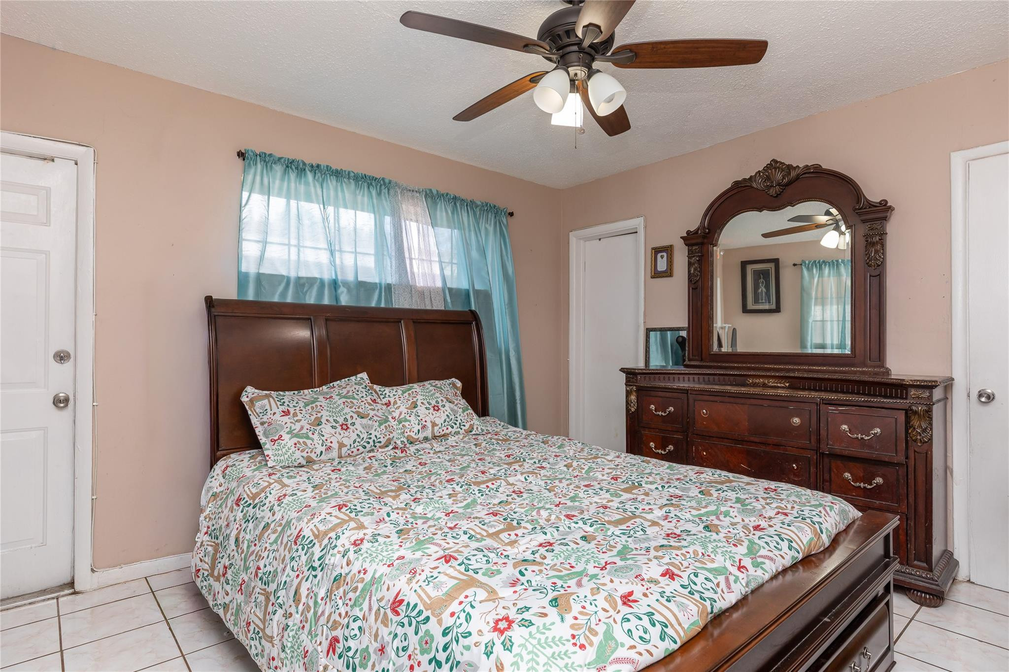 WELWYN MANOR - Residential