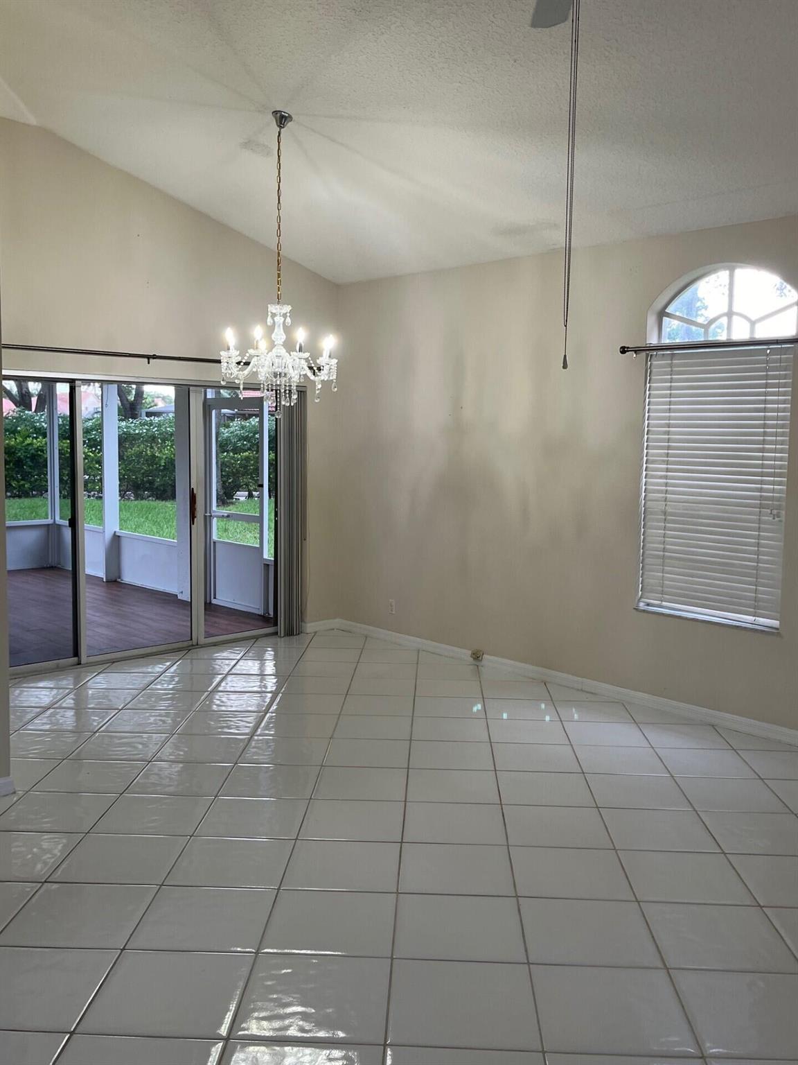 WOODBINE PAR G - Residential Lease