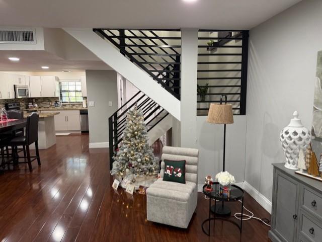 11580 NW 1st St 11580