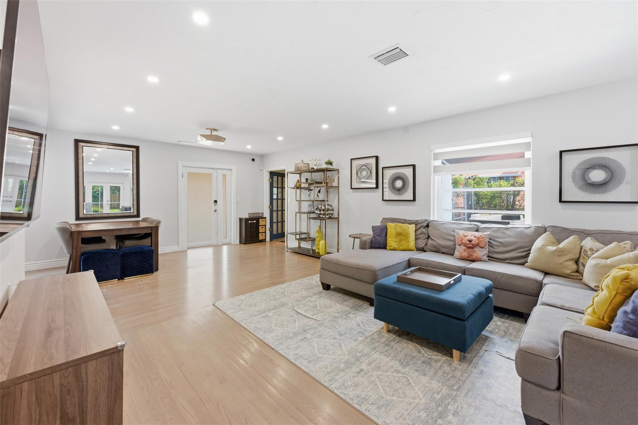 CROISSANT PARK - Residential