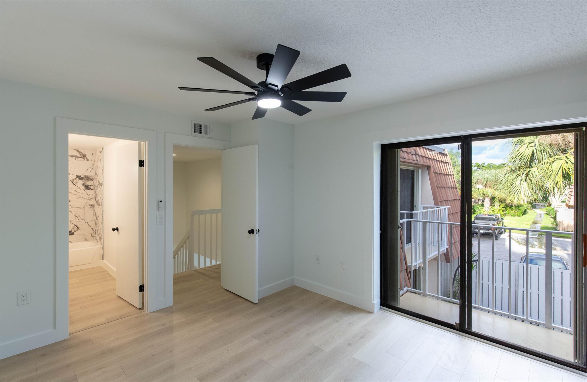 WATERSIDE LUXURY TOWNHOME - Residential Lease