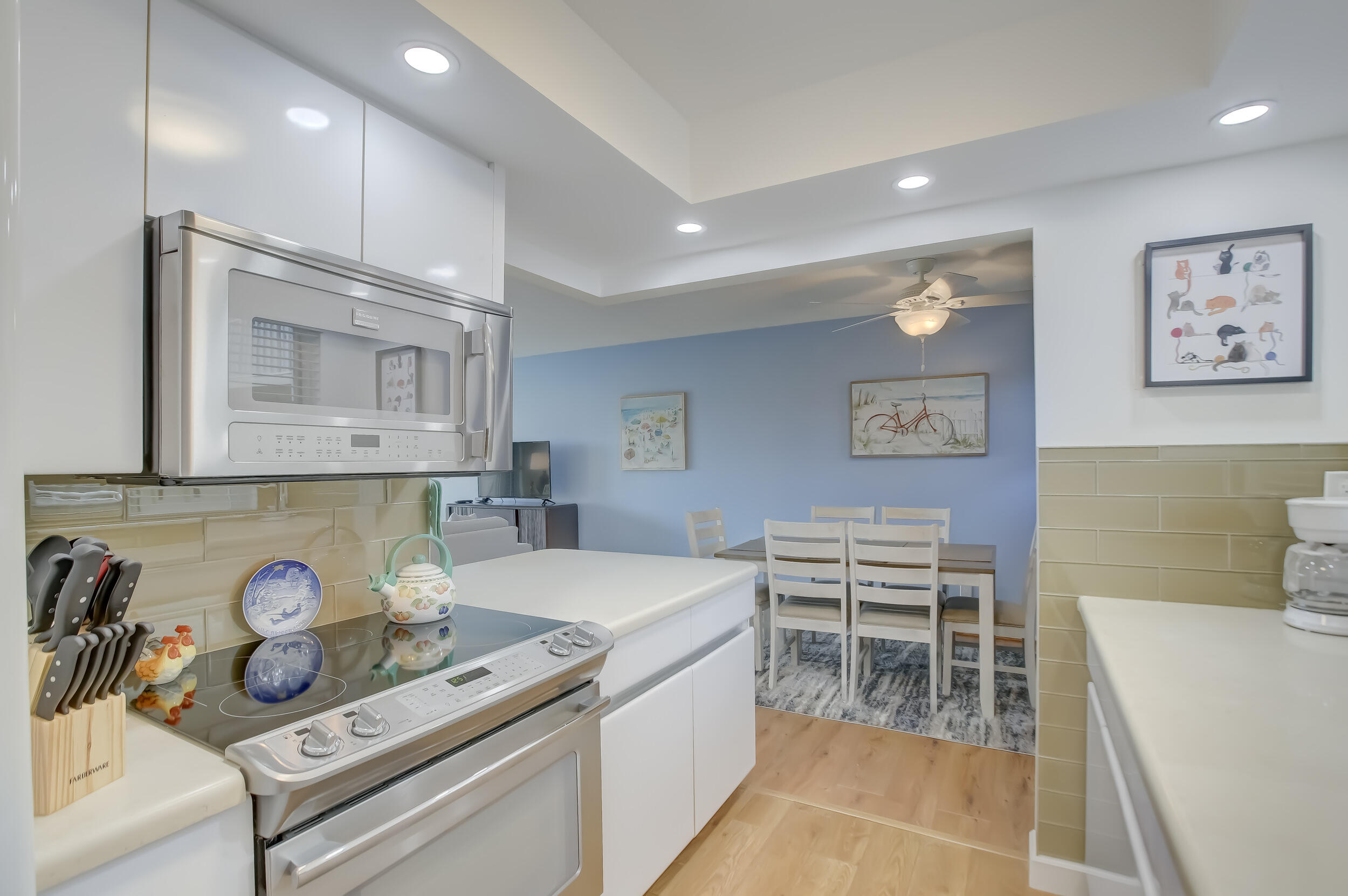 WATERFORD POINT CONDO - Residential