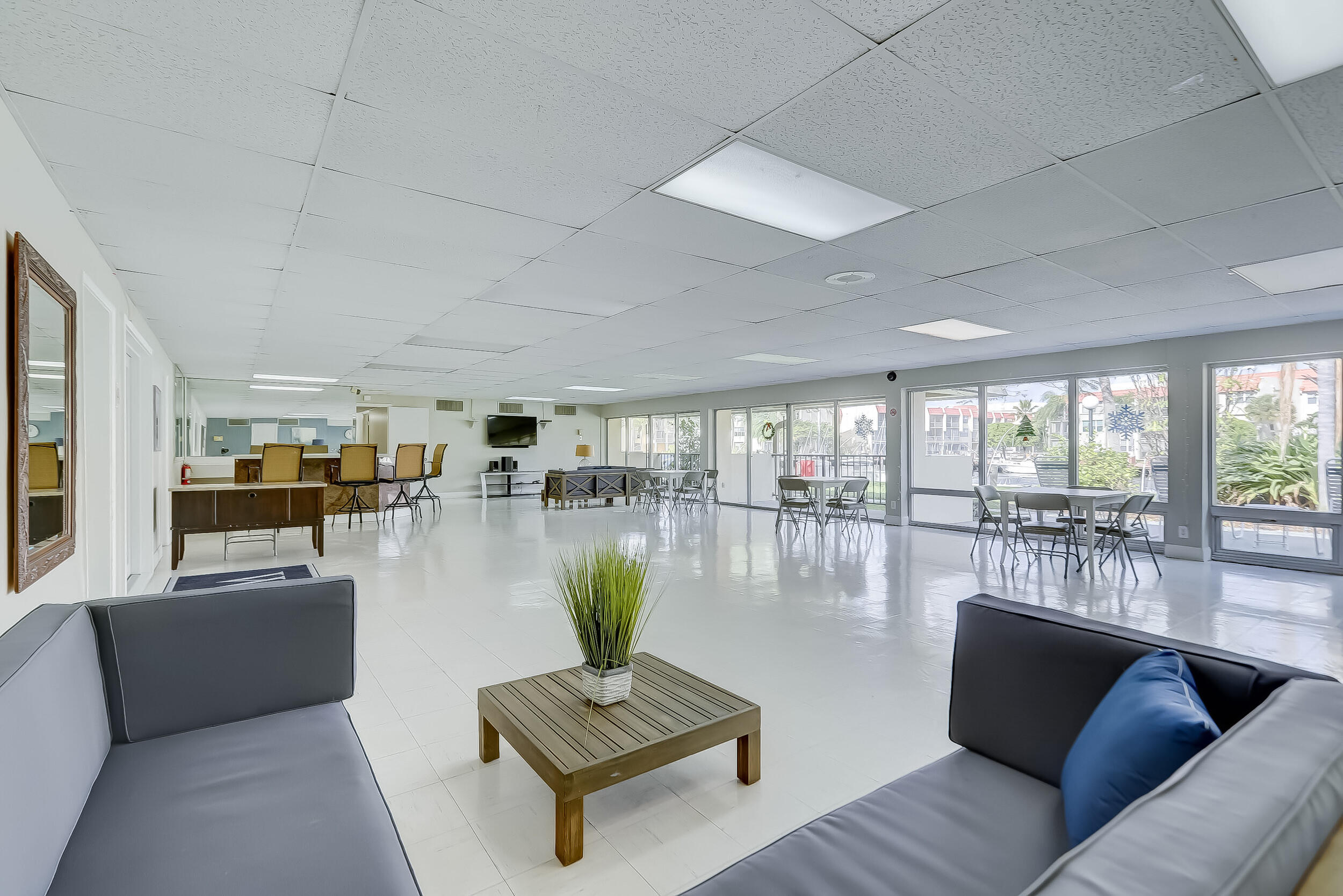 WATERFORD POINT CONDO - Residential