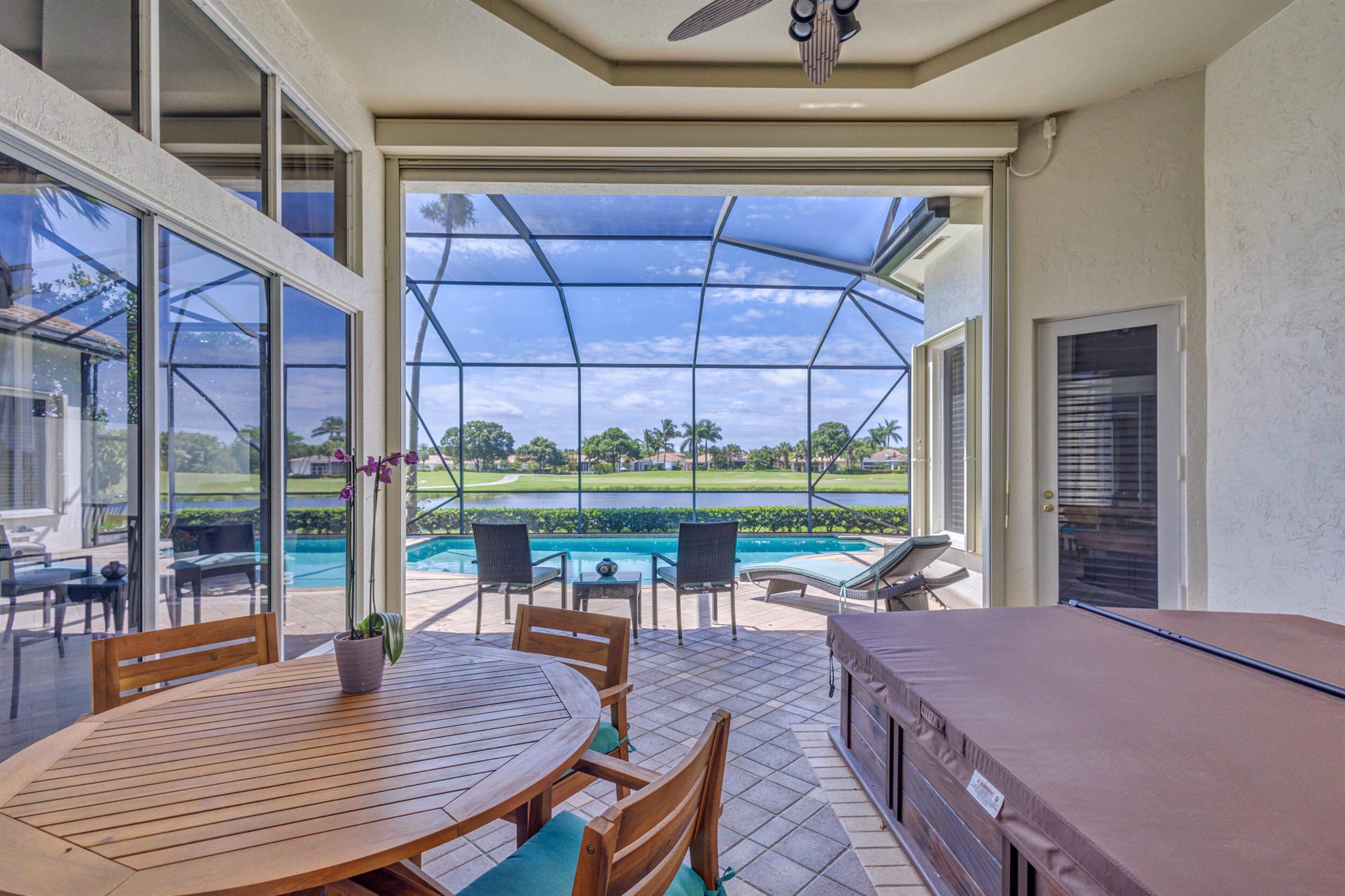 MIRASOL PARADISIO - Residential