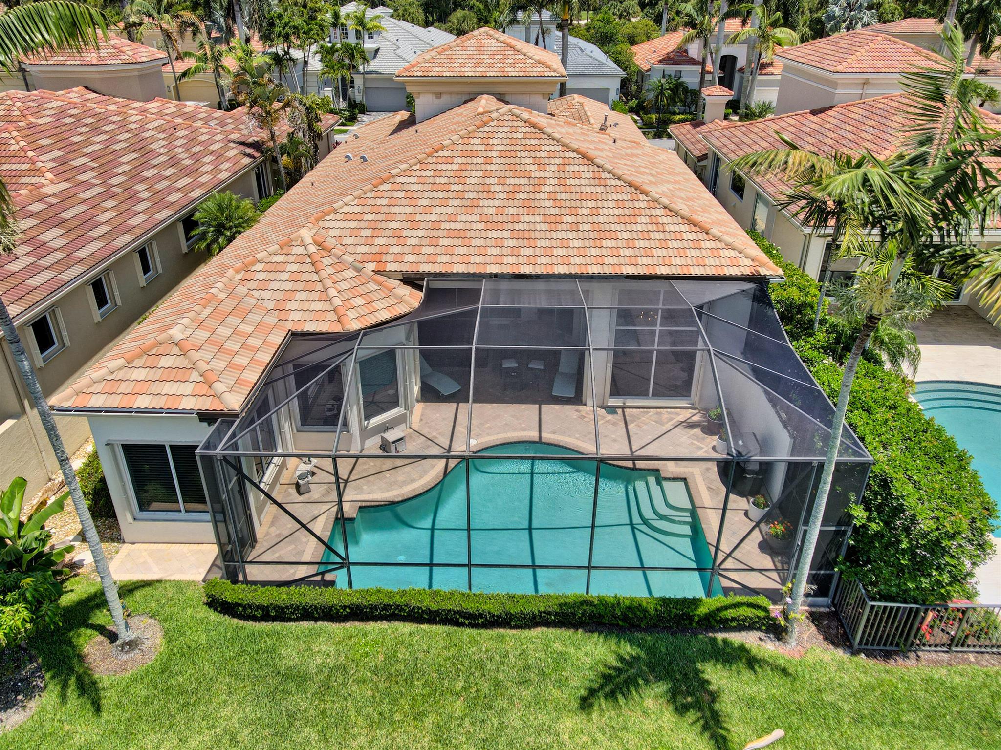 MIRASOL PARADISIO - Residential