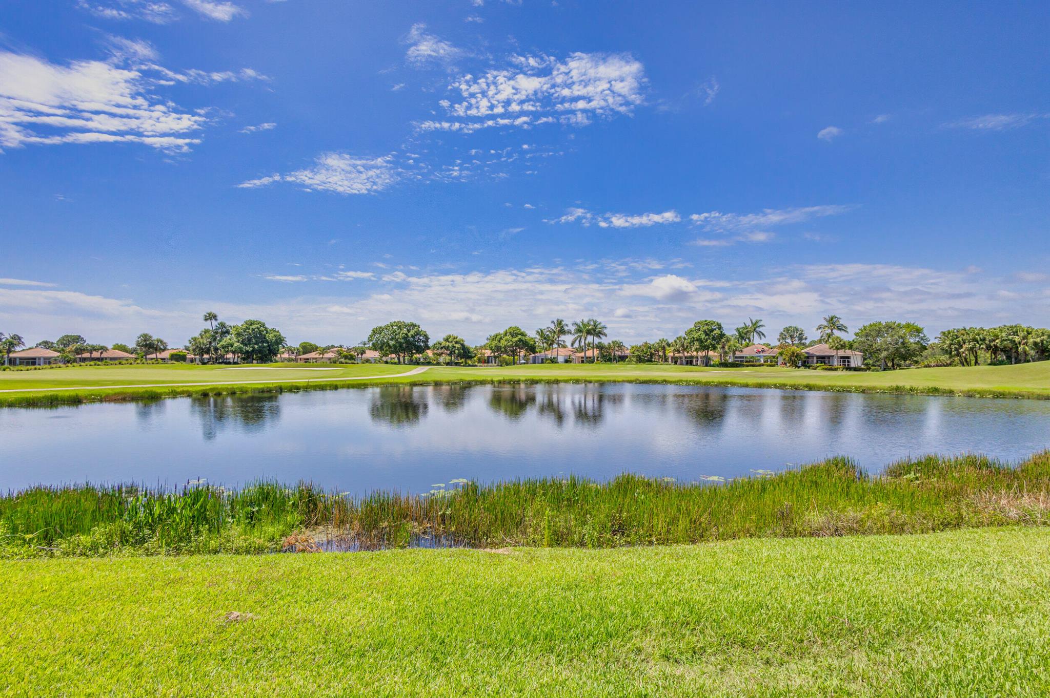 MIRASOL PARADISIO - Residential