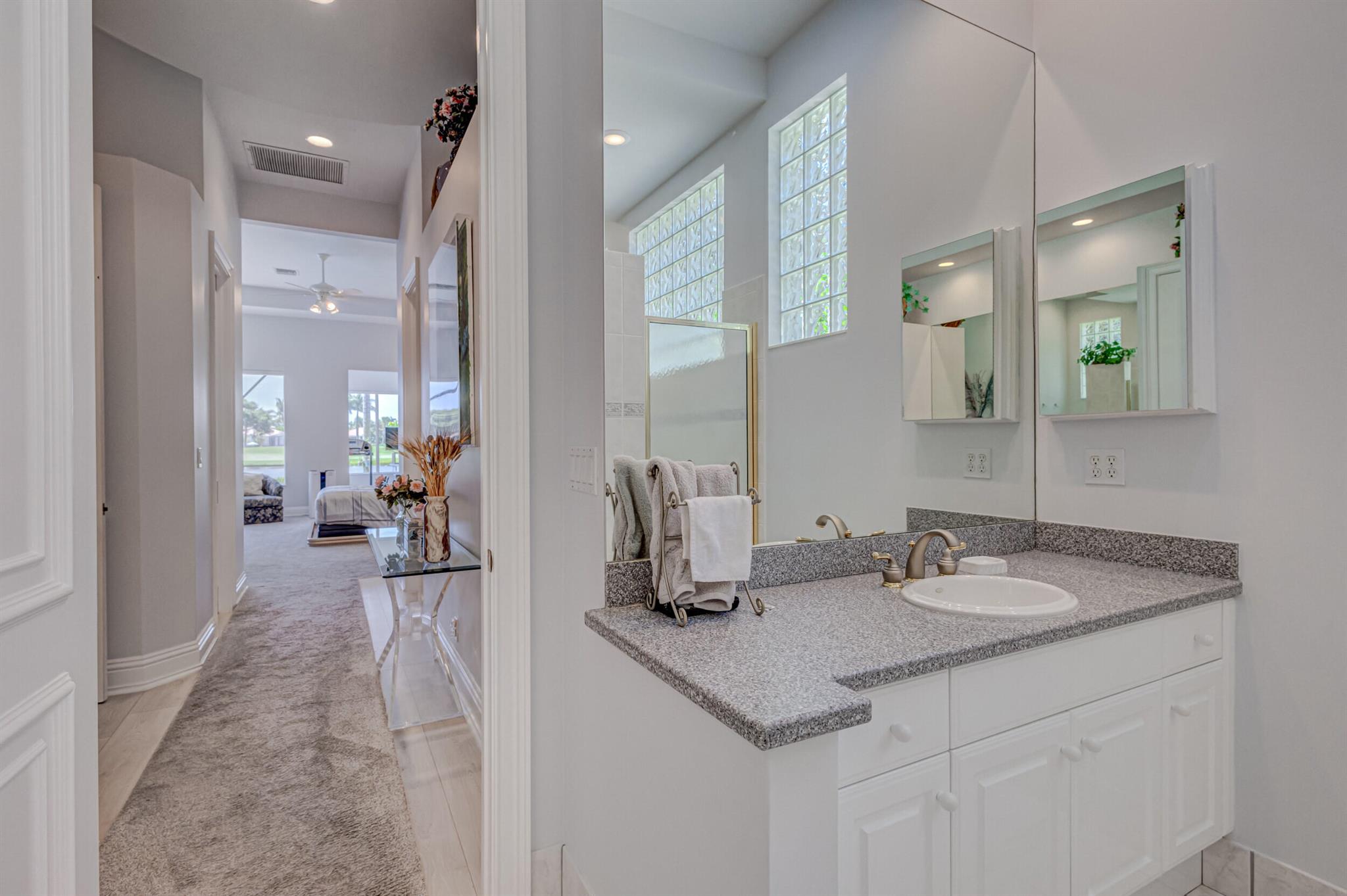 MIRASOL PARADISIO - Residential