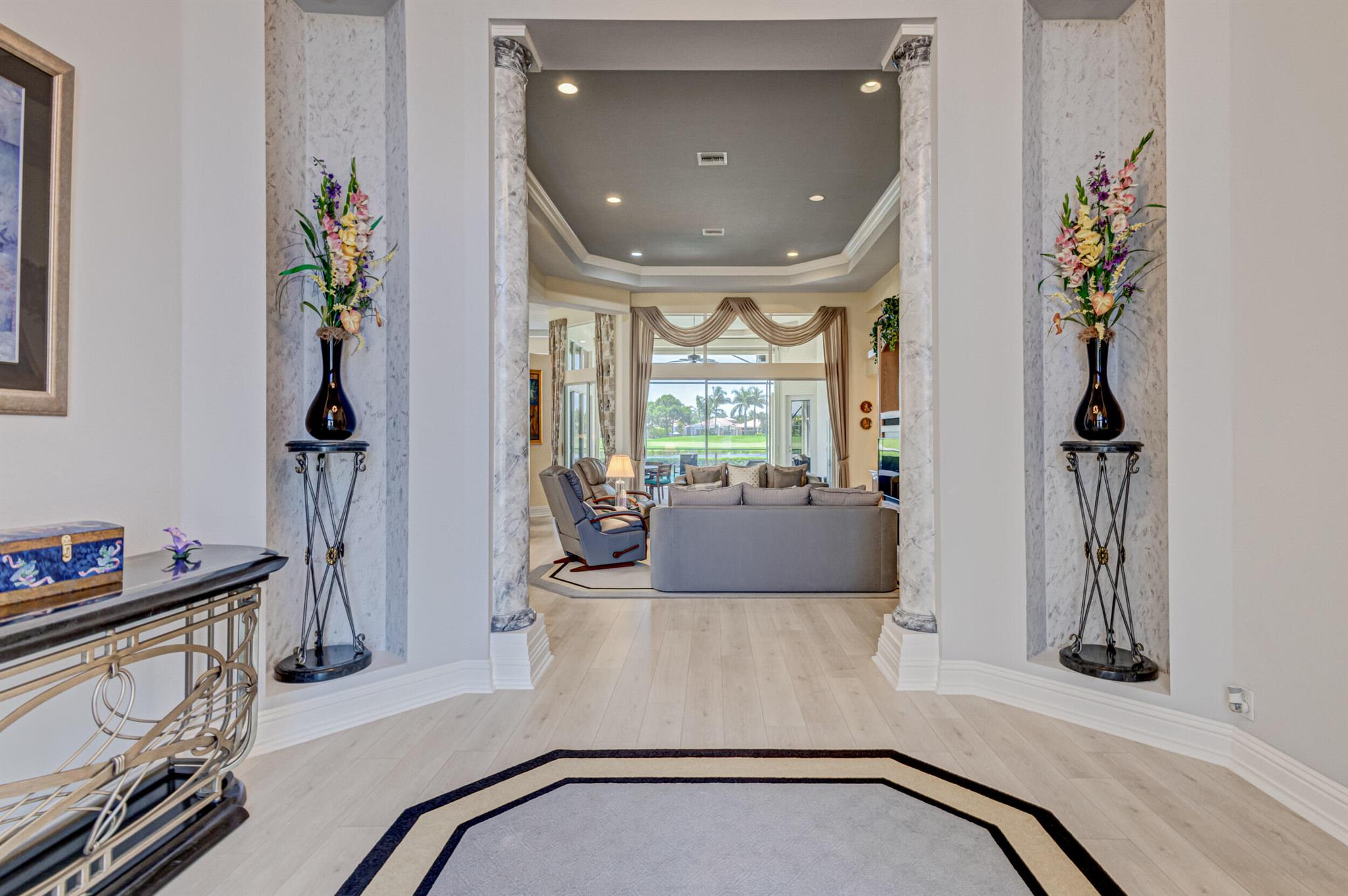 MIRASOL PARADISIO - Residential