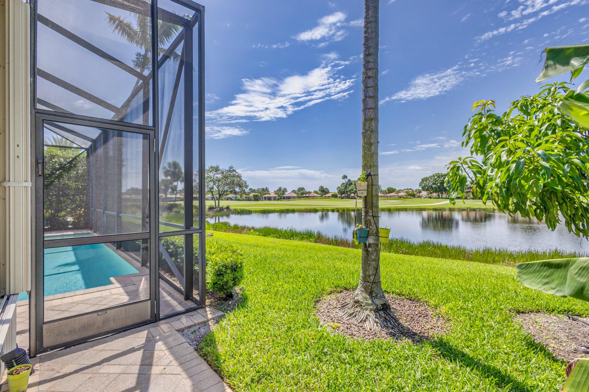 MIRASOL PARADISIO - Residential