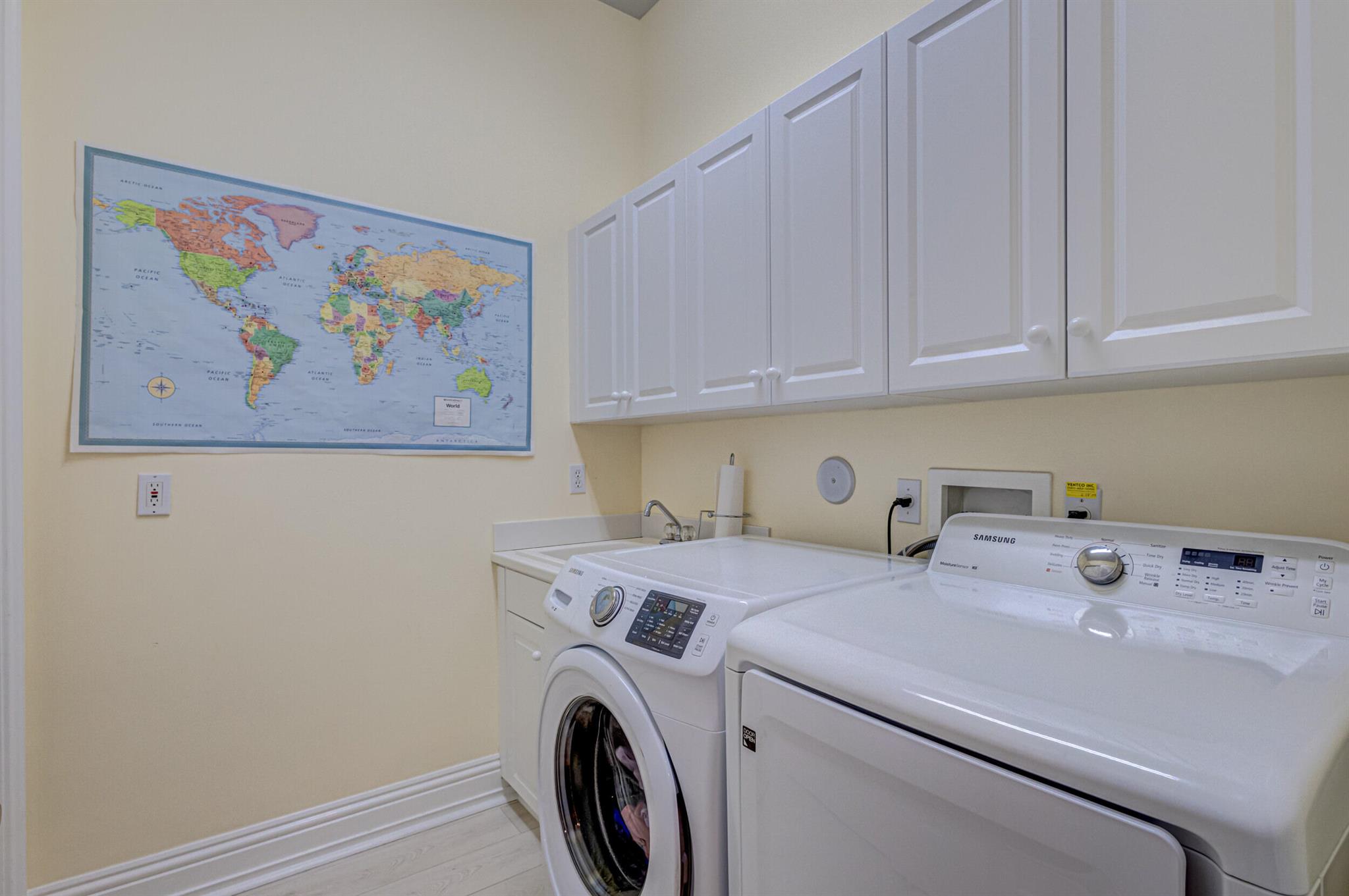 MIRASOL PARADISIO - Residential