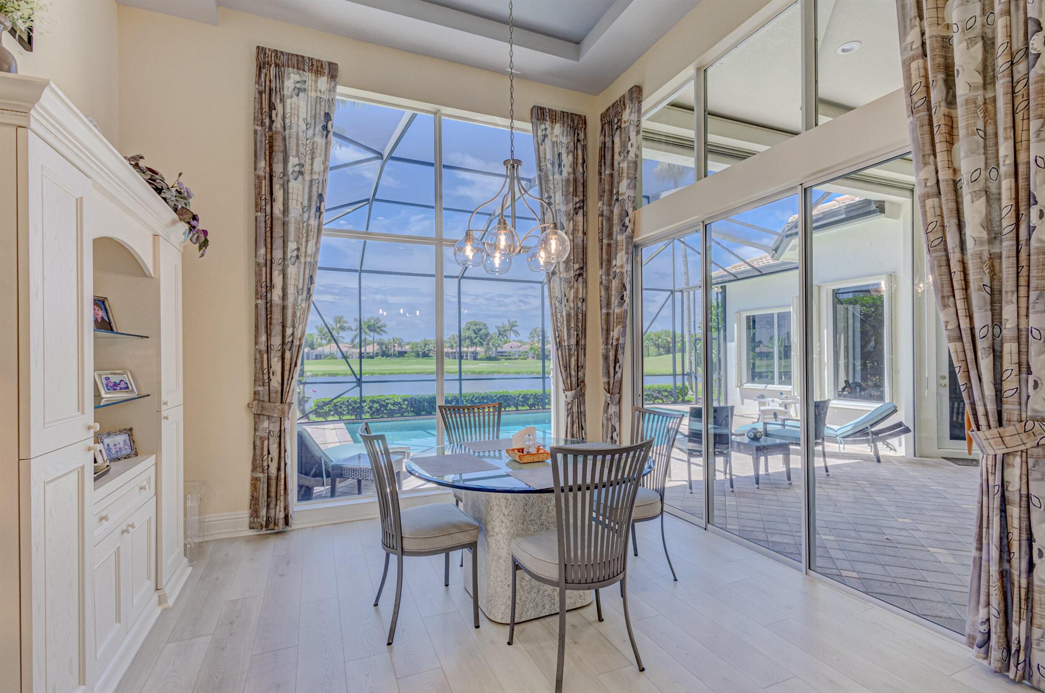 MIRASOL PARADISIO - Residential