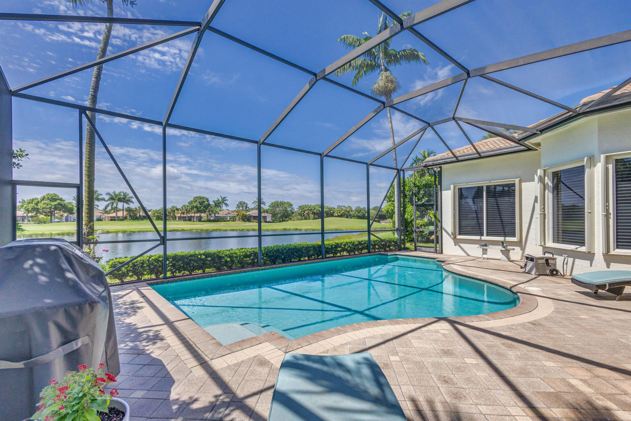 MIRASOL PARADISIO - Residential