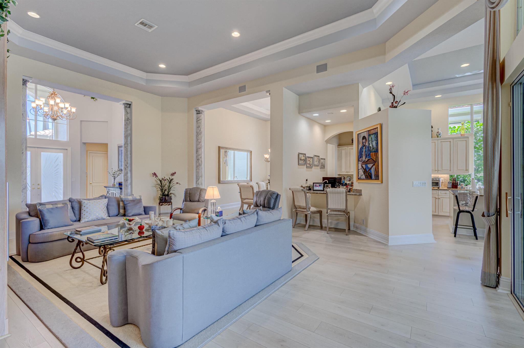 MIRASOL PARADISIO - Residential