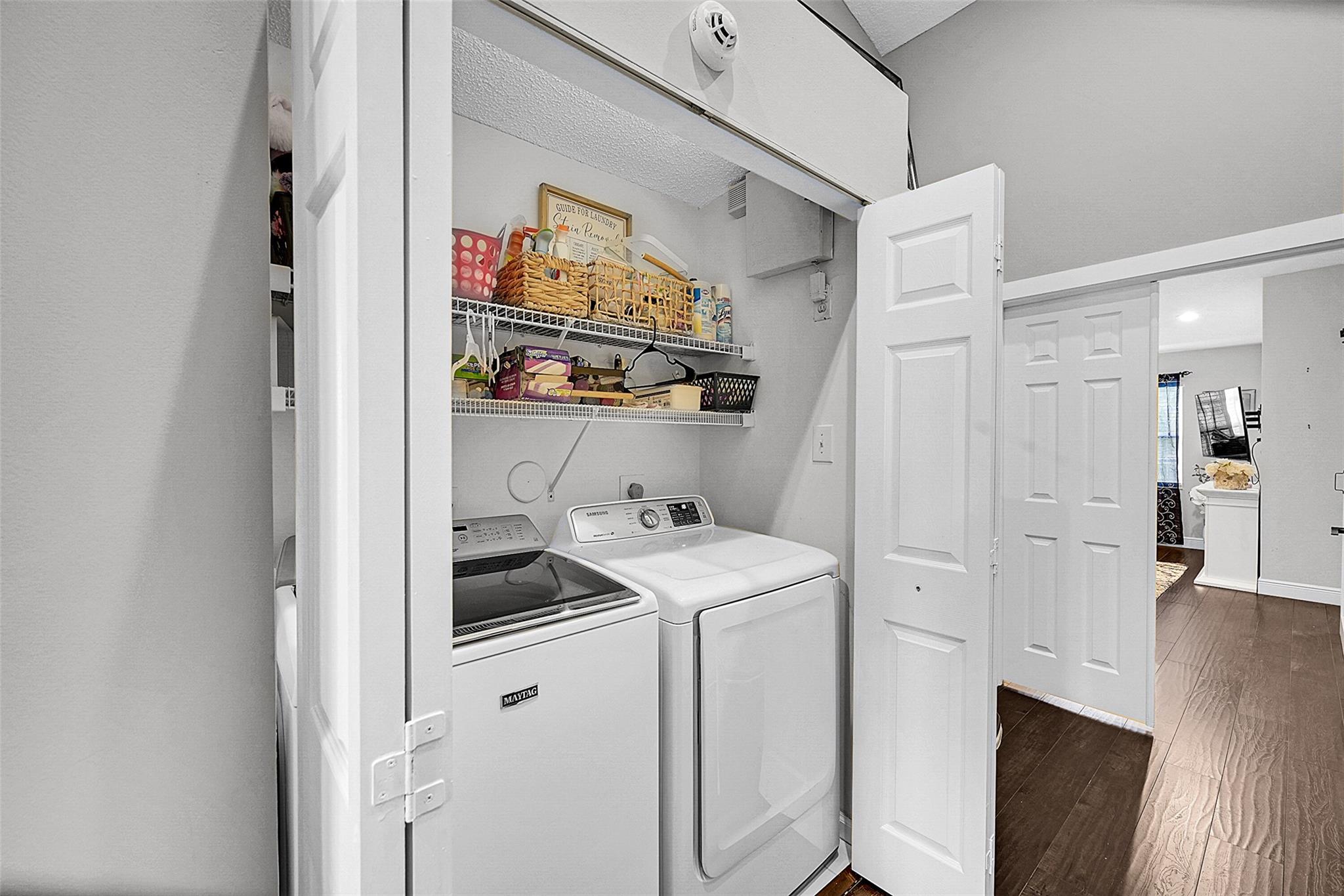 CORAL LAKE/PLEASANT LAKES - Residential