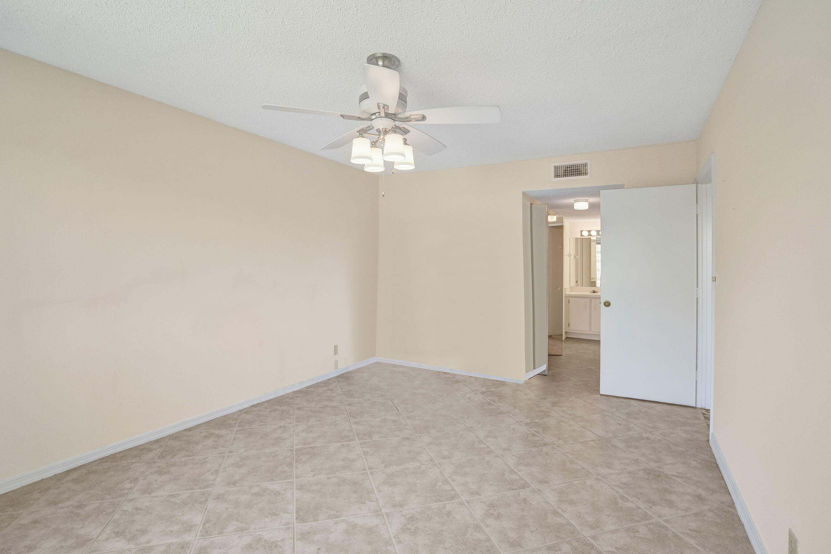 DEVON CONDOMINIUM E - Residential