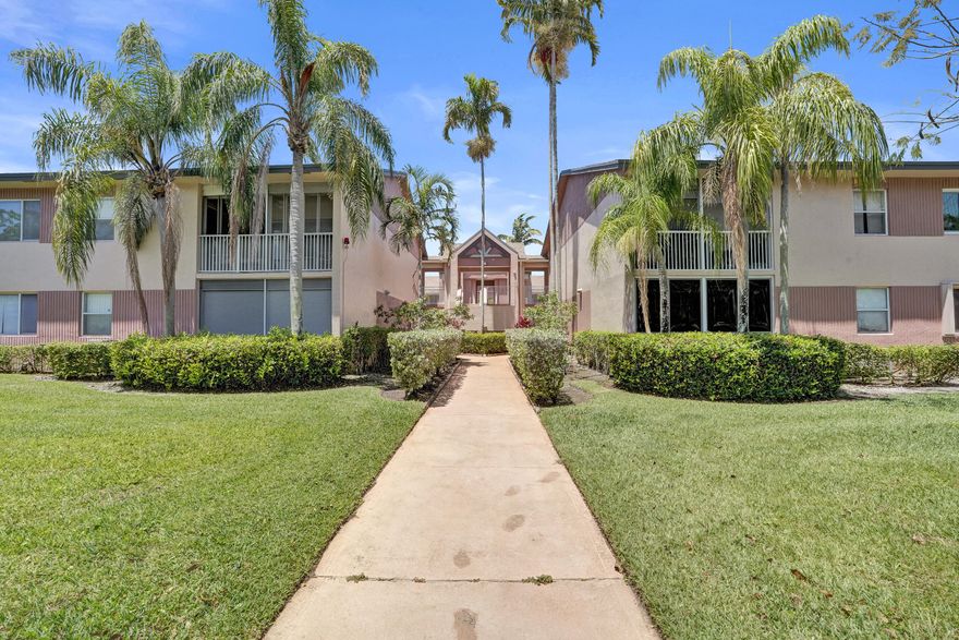 Lovely corner 2 Bed/ 2 Bath water views in the highly sought after Kings Point community. This spacious residence features vaulted ceilings, an open floor plan, and abundant natural. Enjoy two private screened in patios perfect for relaxing outdoors, plus a larger patio with a convenient storage closet and tranquil water views. The oversized eat-in kitchen offers plenty of space for dining and entertaining. Additional features include a walk-in closet, in-unit washer and dryer, and elevator building access. Kings Point is an active 55+ community offering resort-style amenities including a 60,000 sq. ft. clubhouse, 1,000-seat theater, multiple pools, fitness center, billiards, hobby rooms, tennis courts, pickleball, ping pong, shuffleboard, and courtesy bus service to shopping and more.