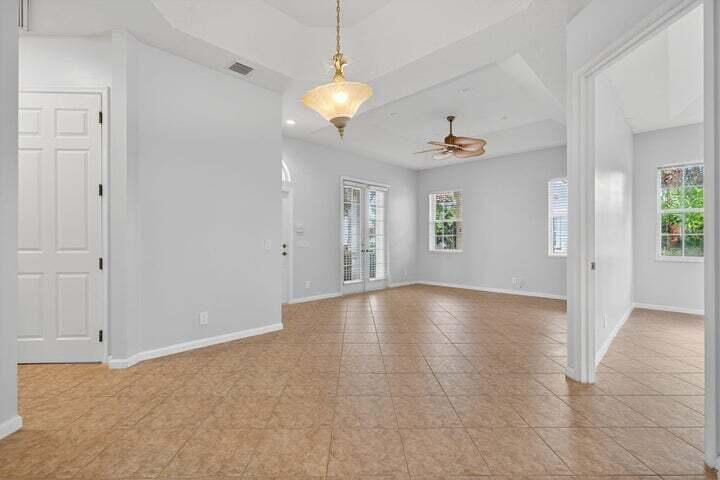 VILLAS AT MANGROVE BAY CONDO - Residential