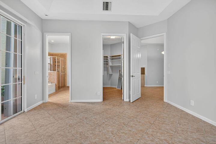 VILLAS AT MANGROVE BAY CONDO - Residential