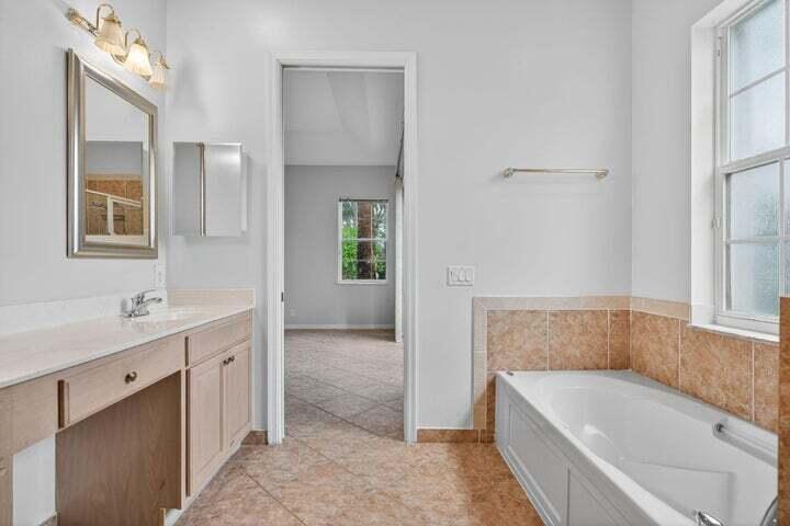 VILLAS AT MANGROVE BAY CONDO - Residential