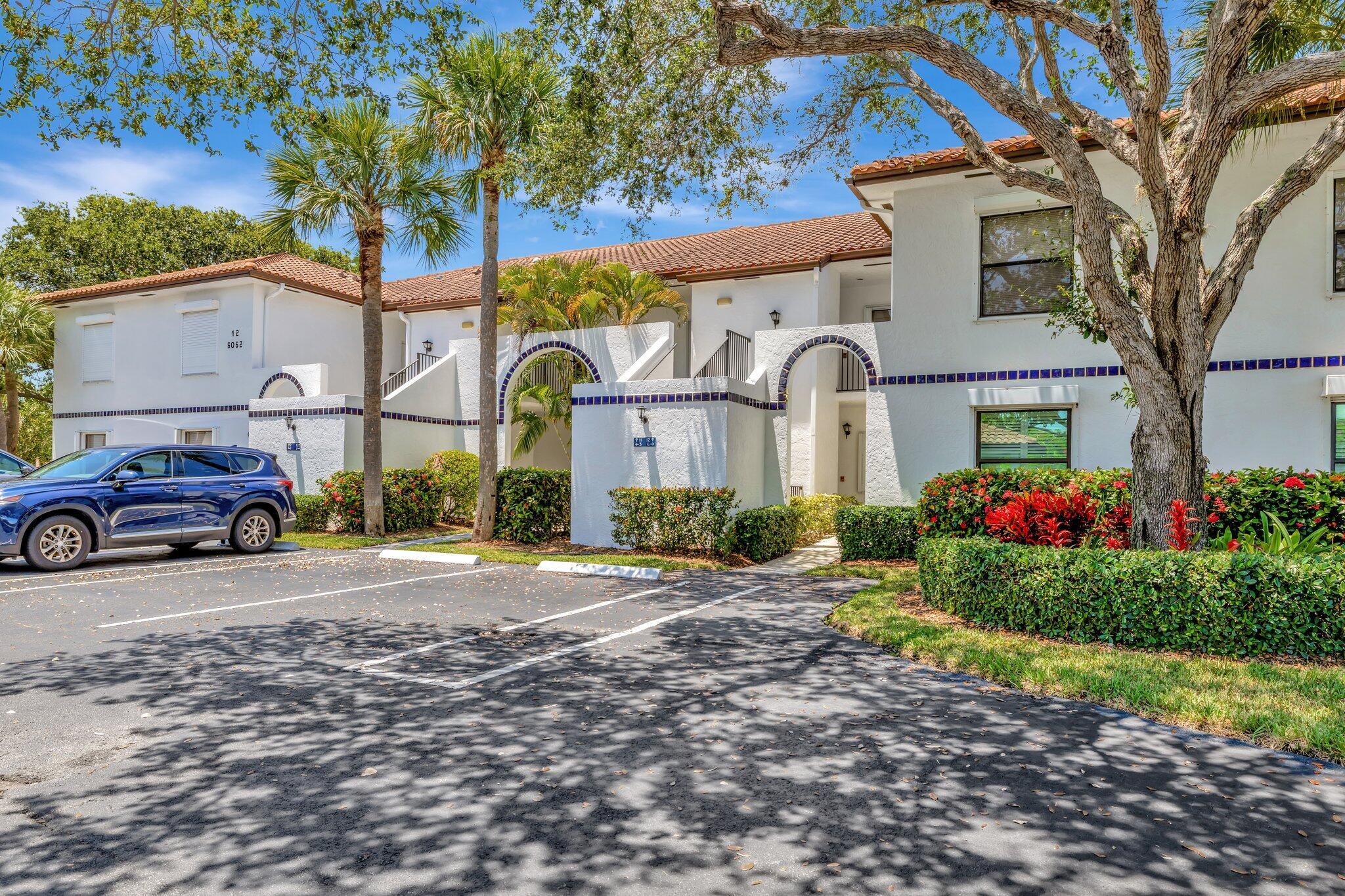 HANSONS LANDING CONDO - Residential