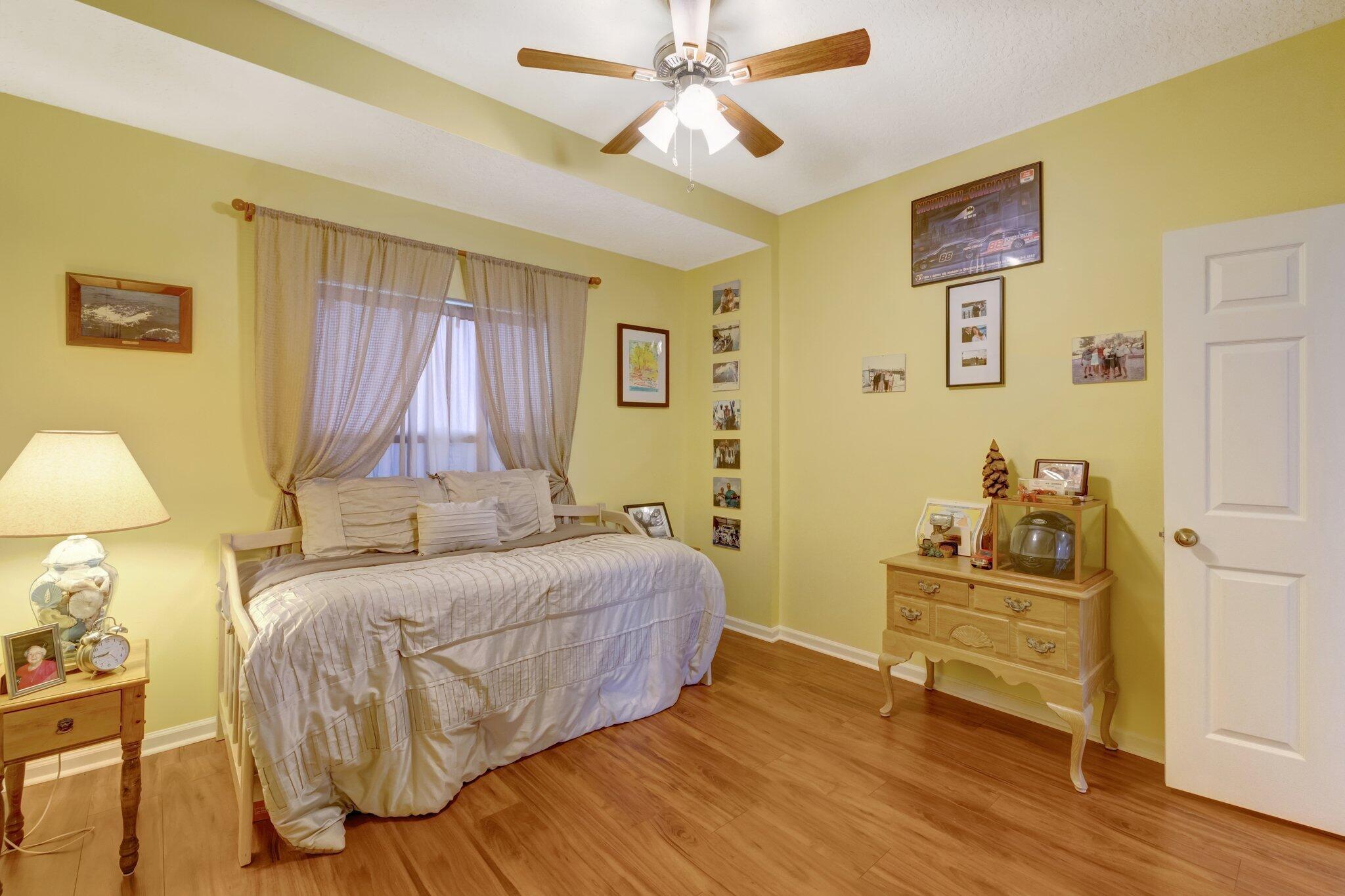 HANSONS LANDING CONDO - Residential