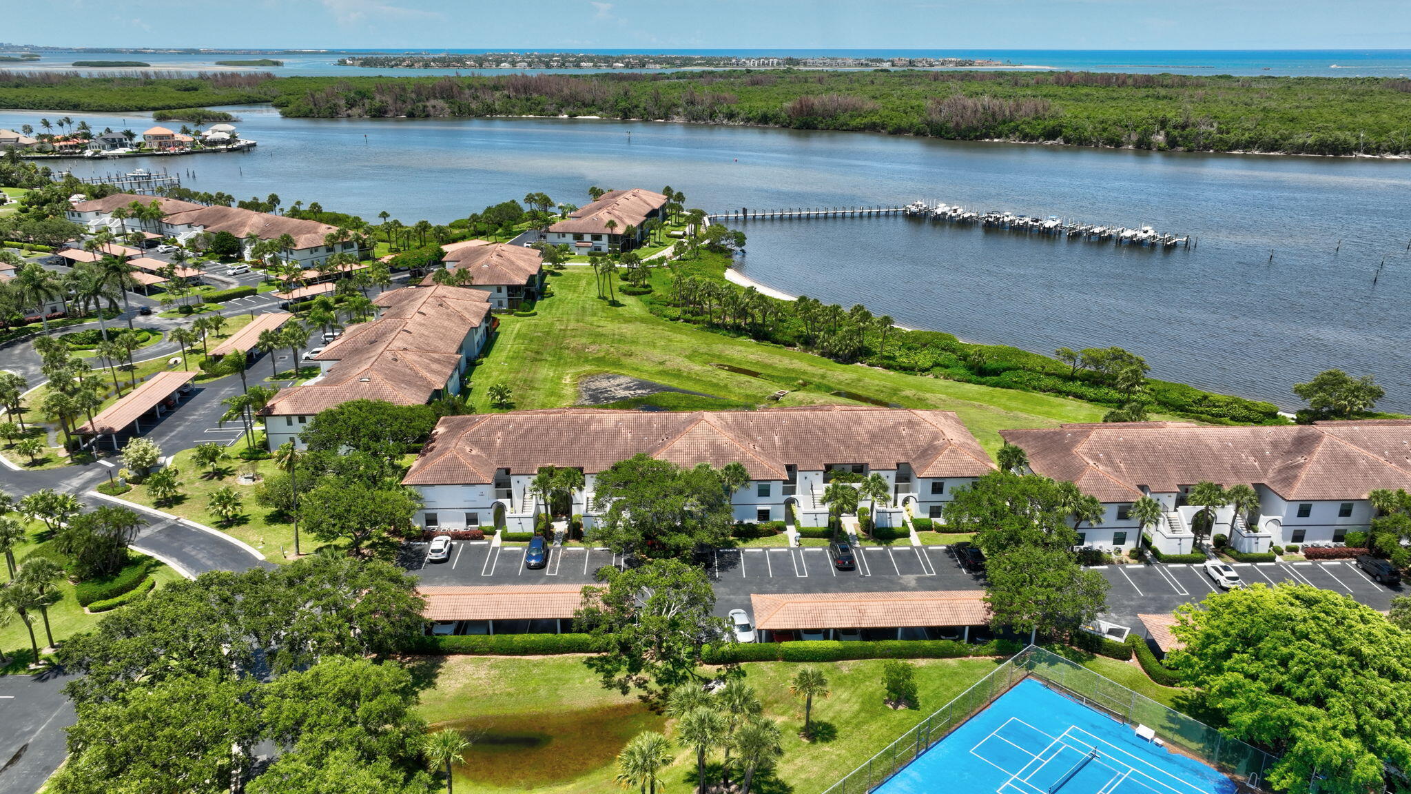 HANSONS LANDING CONDO - Residential