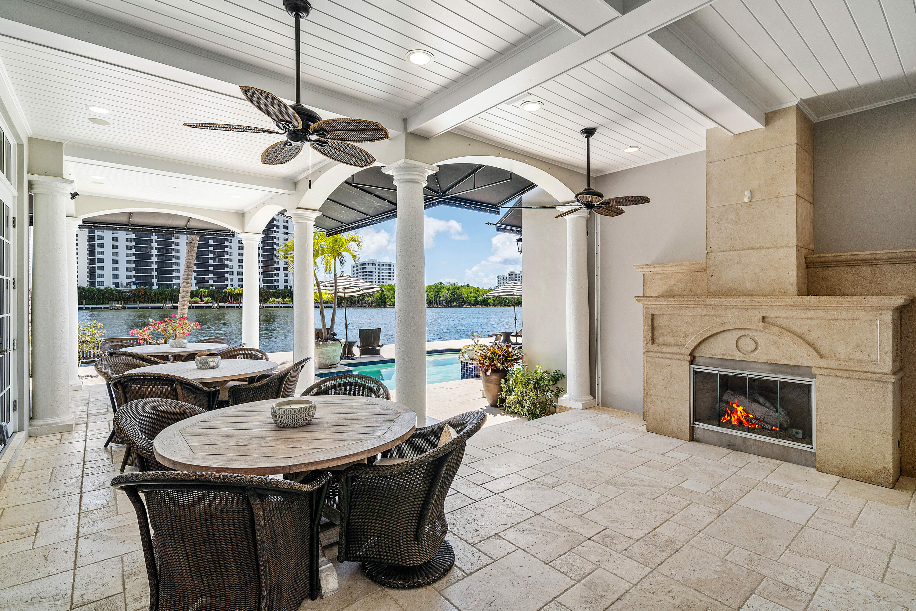 BOCA HARBOUR ISLAND SEC - Residential