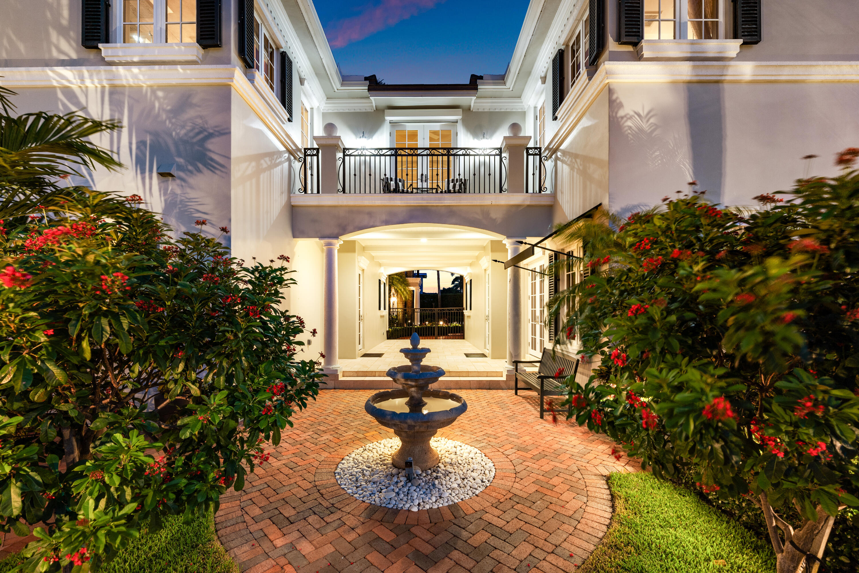 BOCA HARBOUR ISLAND SEC - Residential