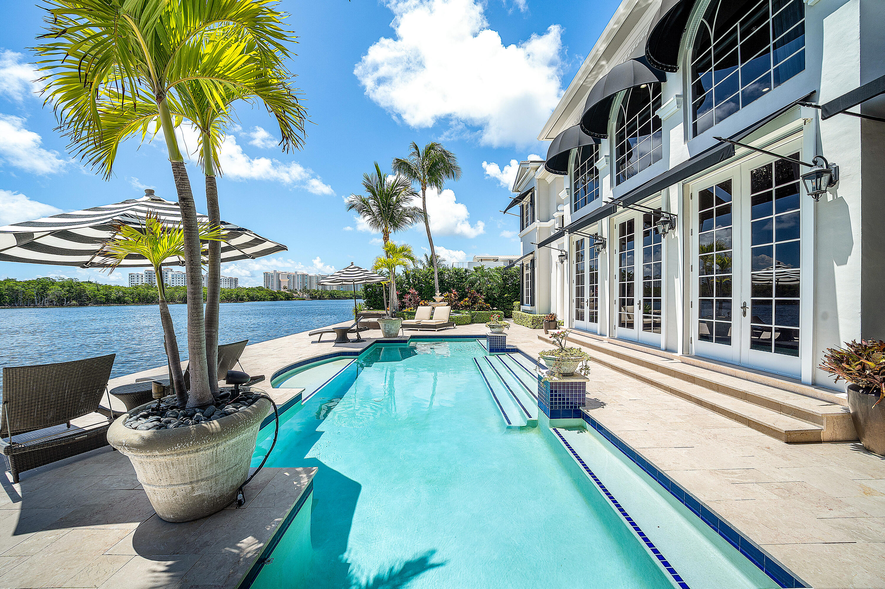 BOCA HARBOUR ISLAND SEC - Residential