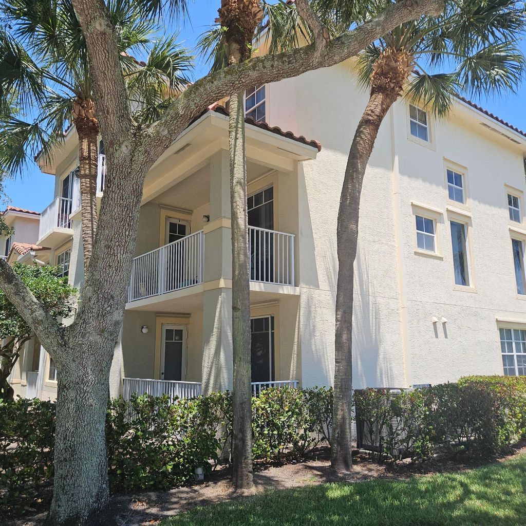 Photo of 4903 Chancellor Drive #23, Jupiter, FL 33458 (MLS # R10986405)