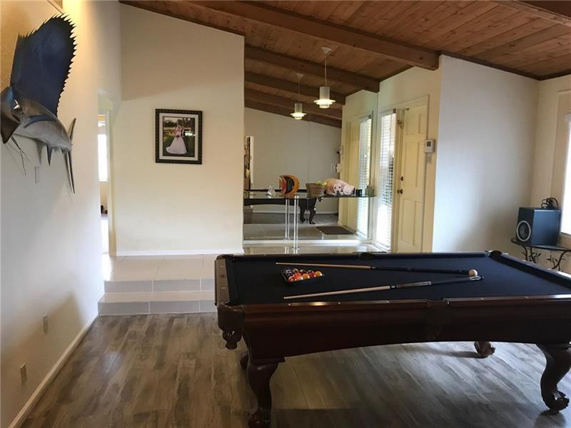 OAK WOOD - Residential