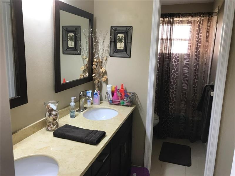 OAK WOOD - Residential