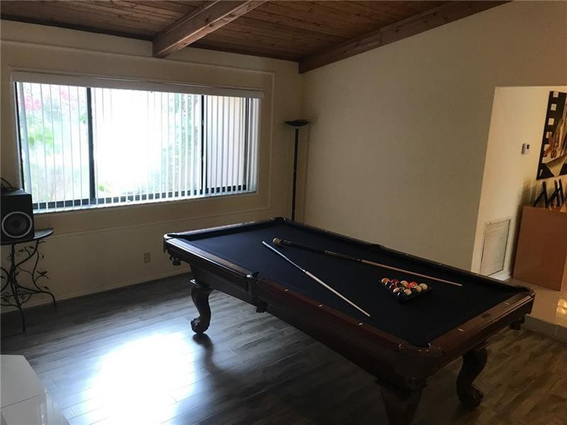 OAK WOOD - Residential