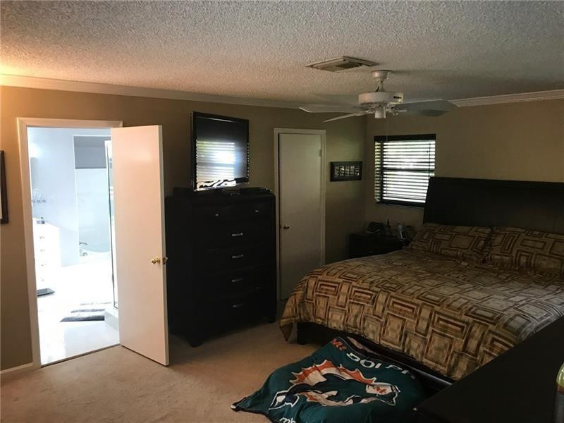 OAK WOOD - Residential