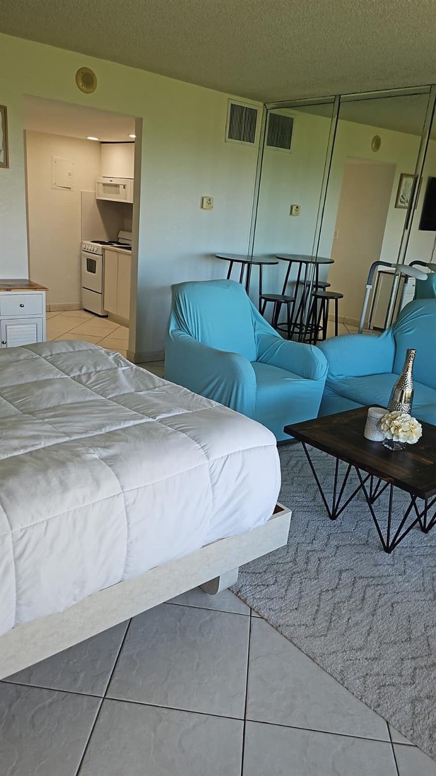 Carlton Tower Condo - Residential Lease