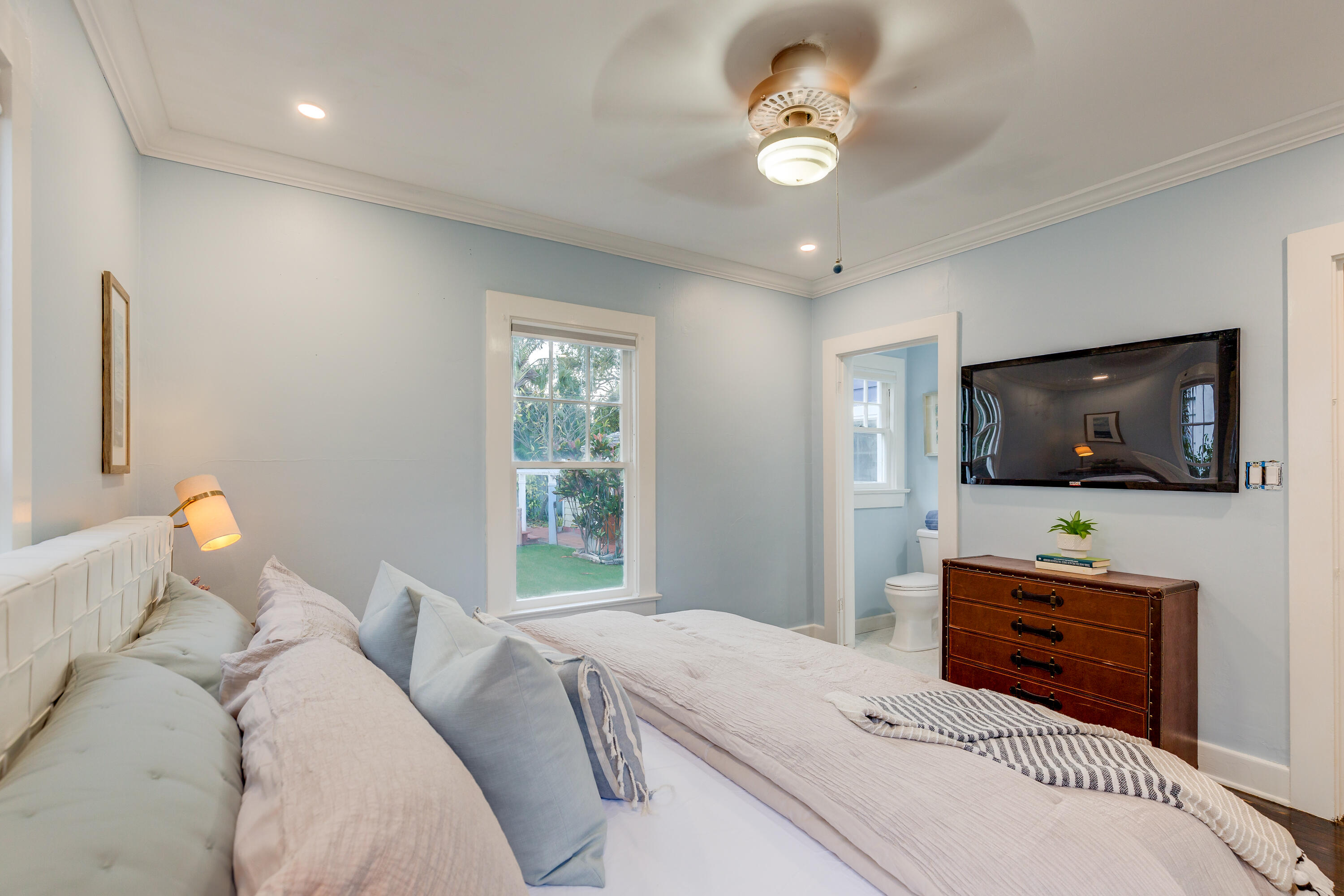 LAKE WORTH TOWN OF - Residential