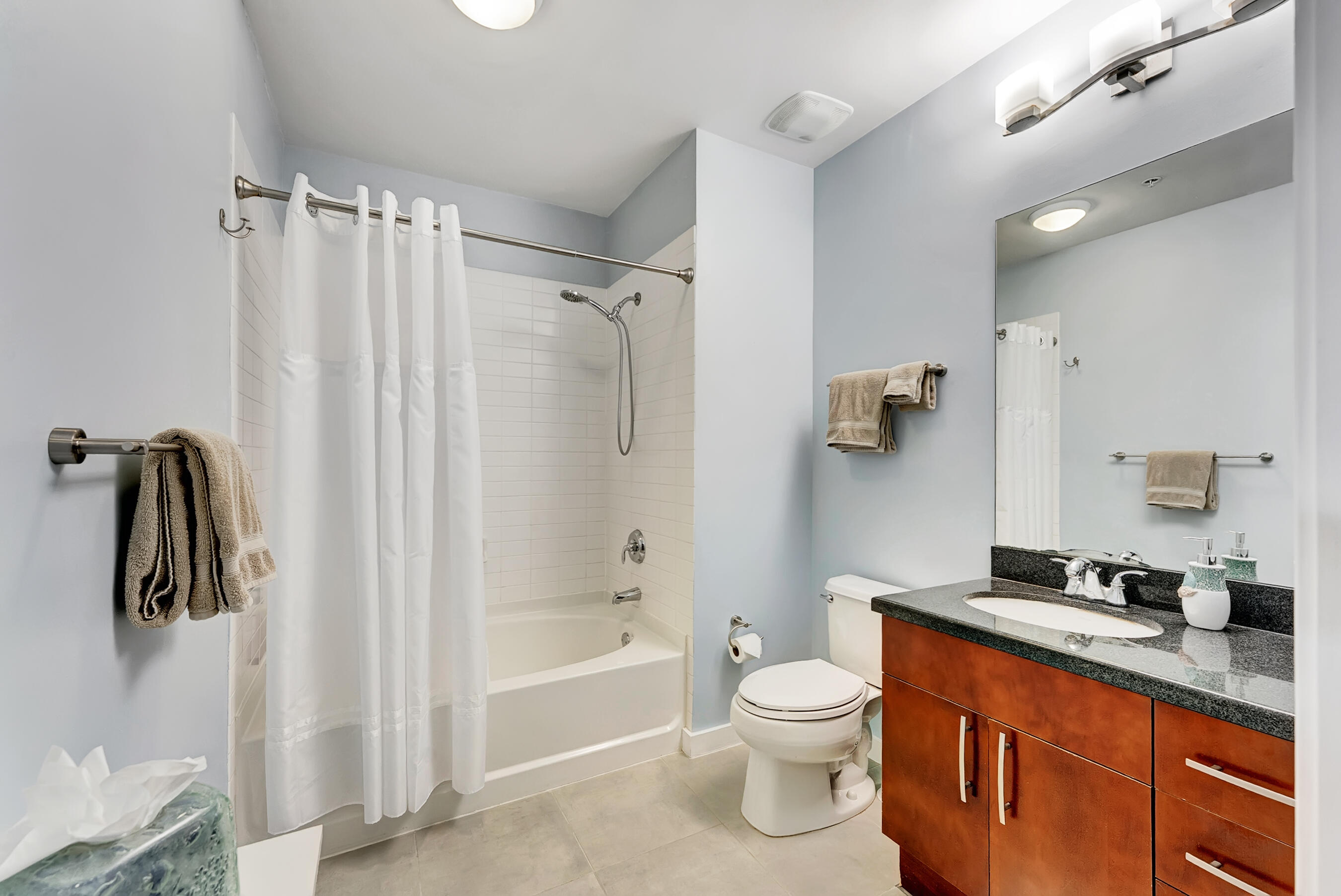 EDGE CONDO - Residential