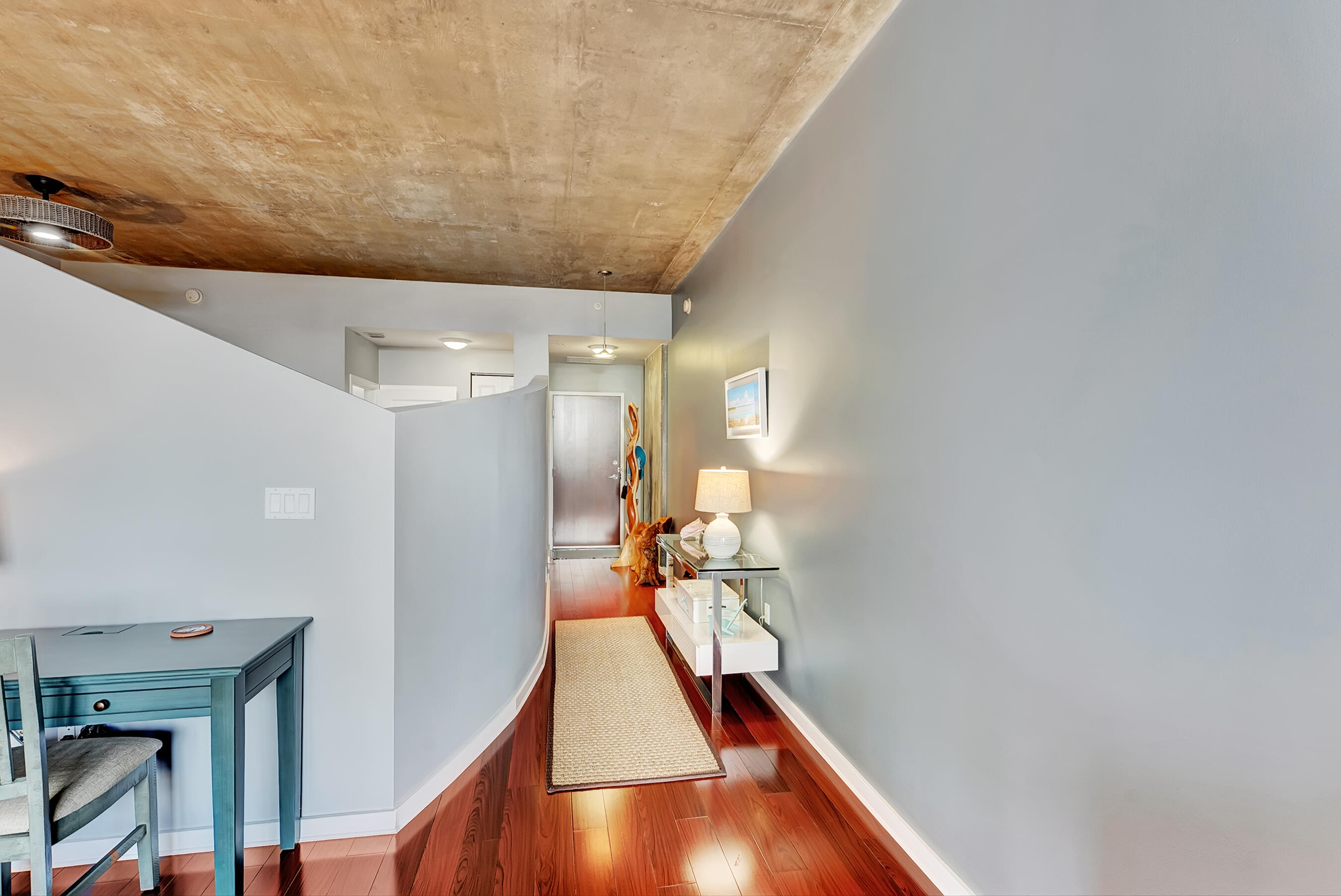 EDGE CONDO - Residential