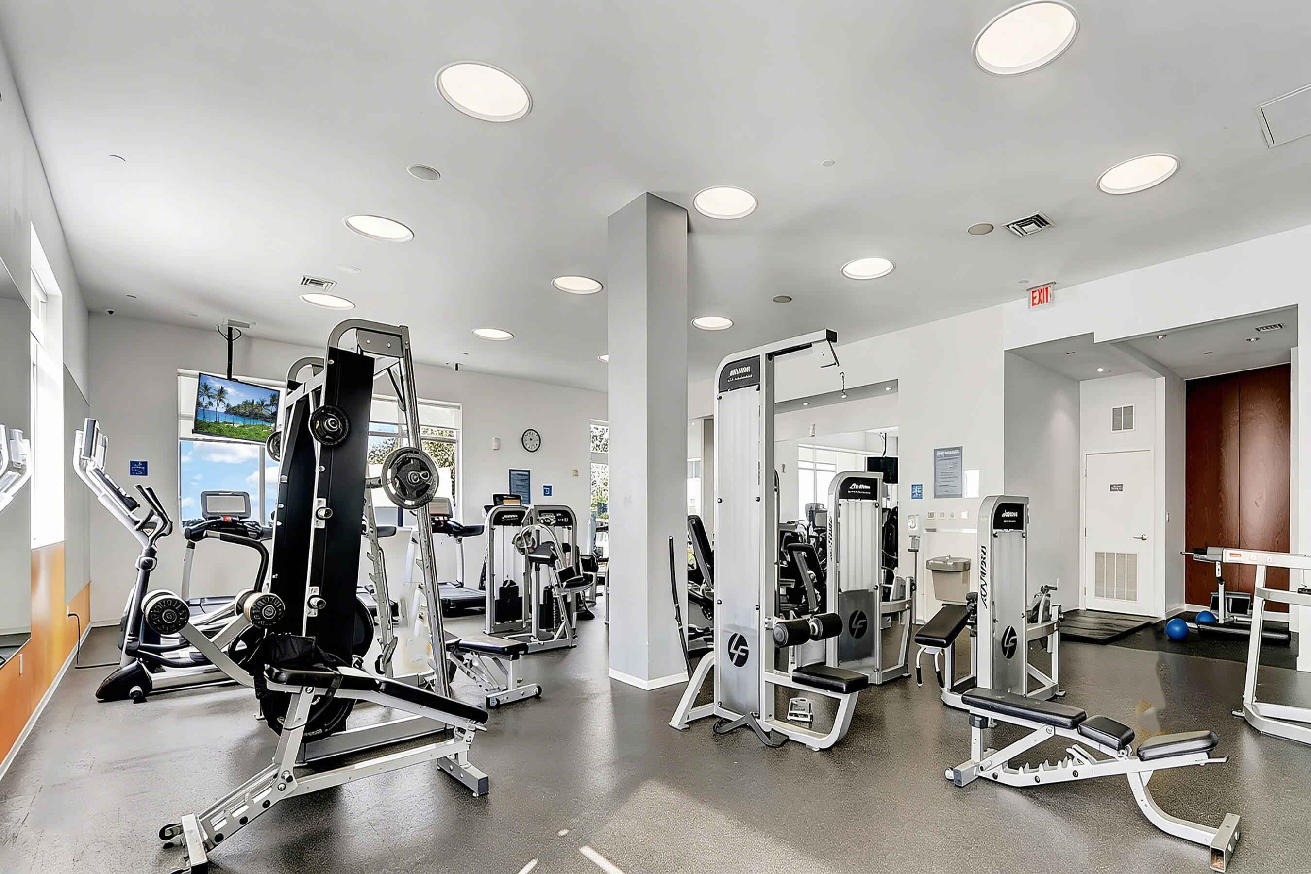 EDGE CONDO - Residential