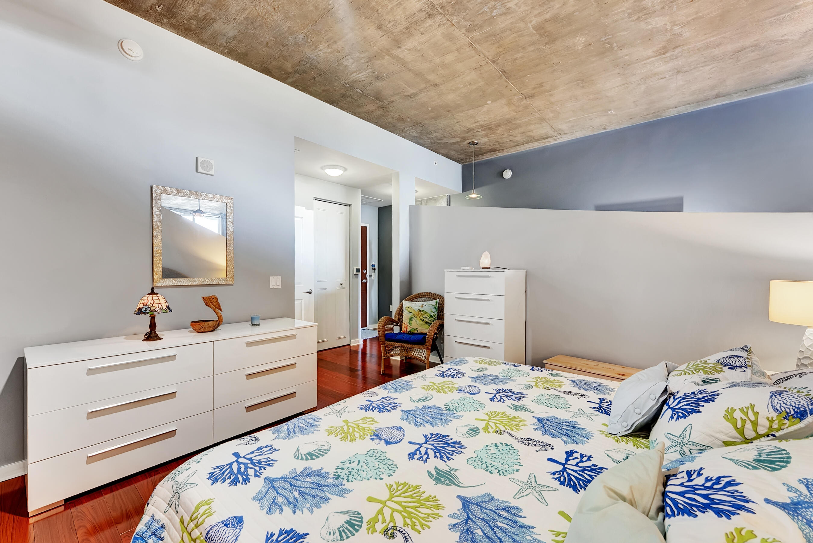 EDGE CONDO - Residential